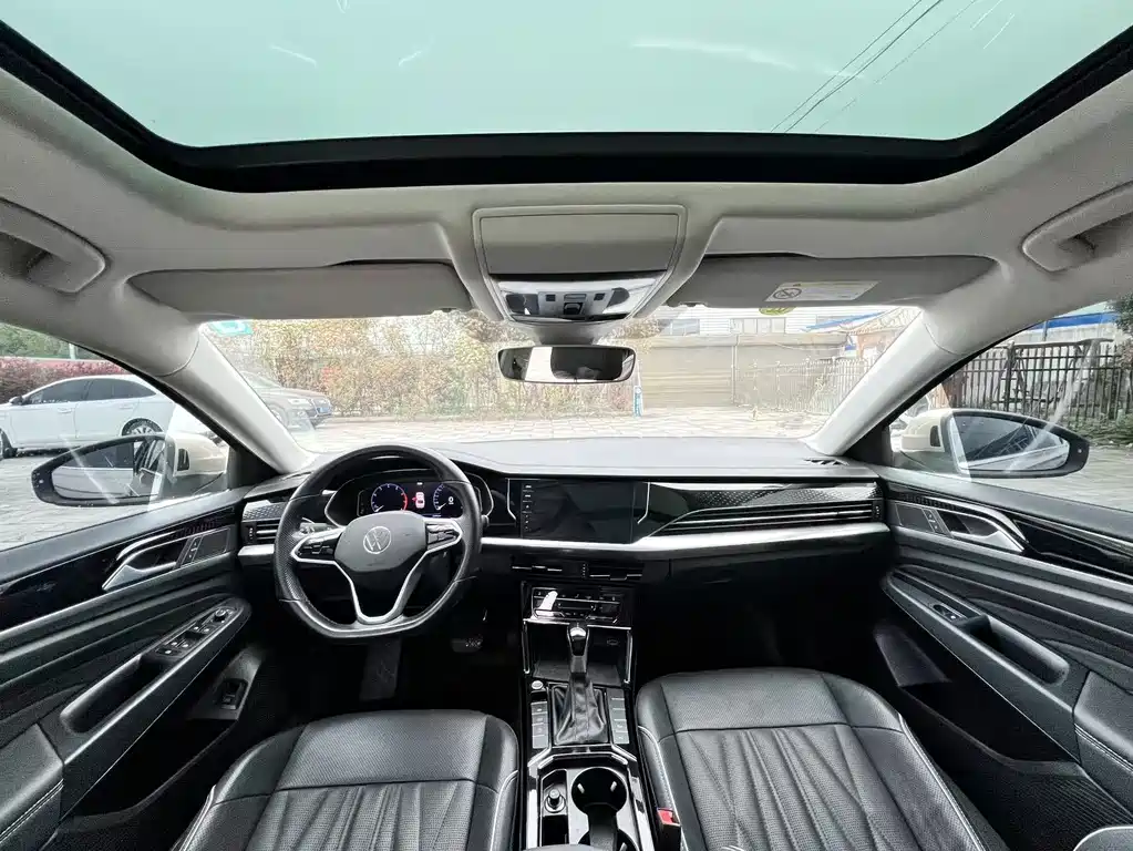 Volkswagen Passat — фото 7