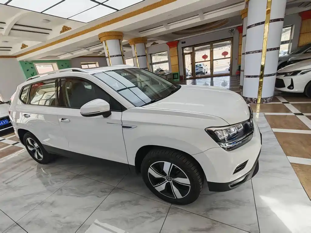 Volkswagen Tharu — фото 4