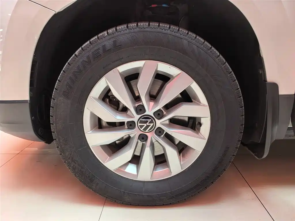Volkswagen Tharu — фото 17