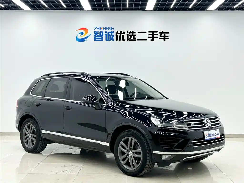 Volkswagen Touareg — фото 3