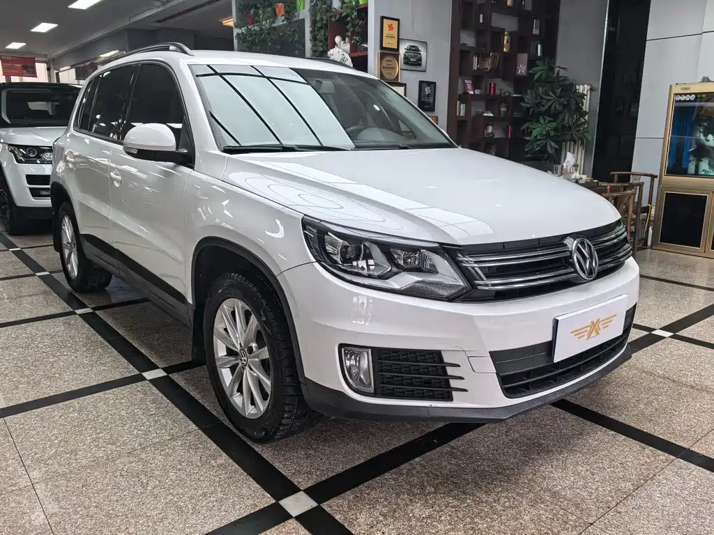 Volkswagen Tiguan — фото 3