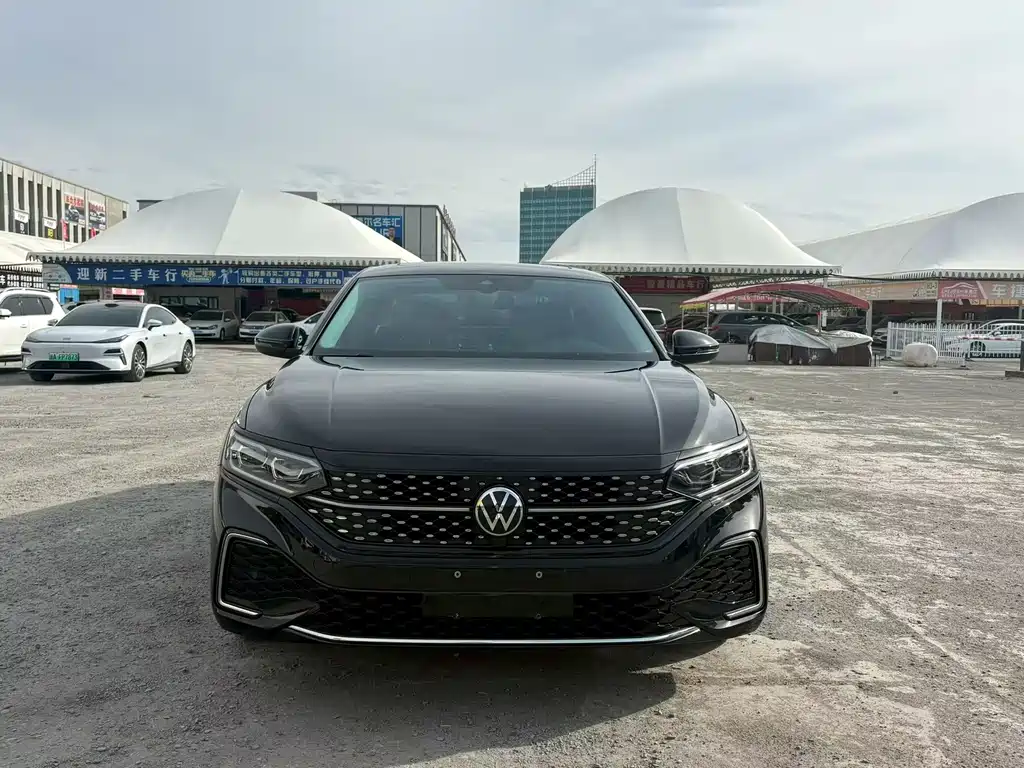 Volkswagen Passat — фото 2