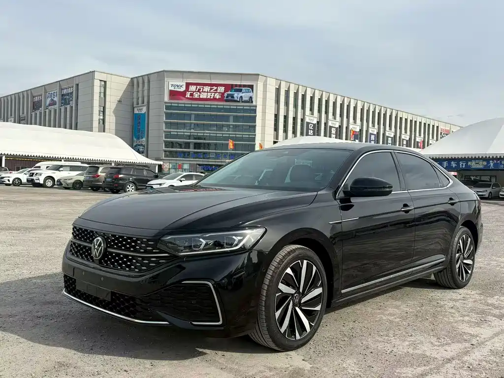 Volkswagen Passat — фото 3