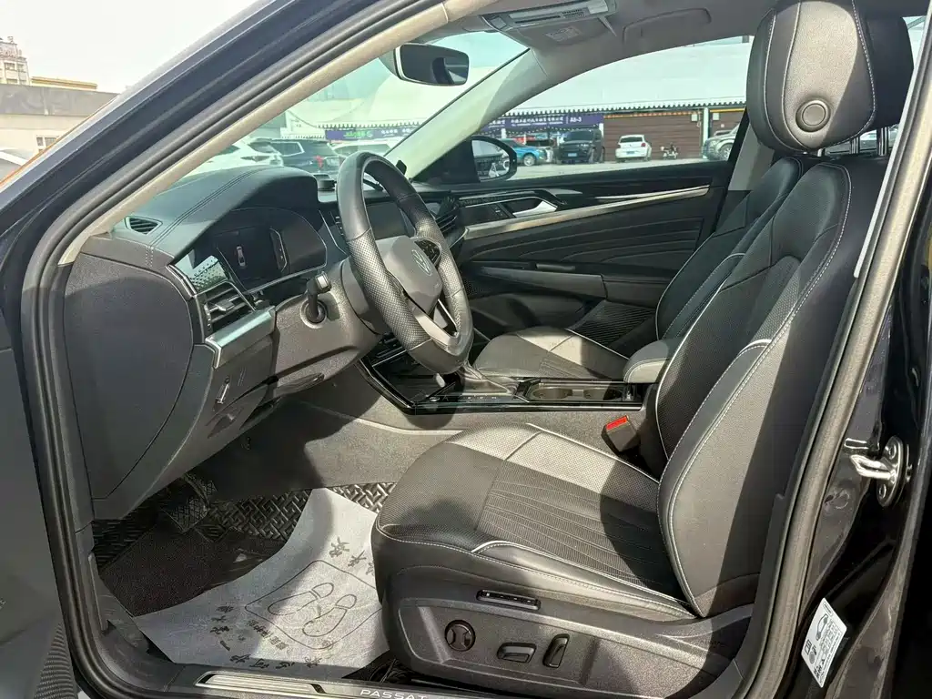 Volkswagen Passat — фото 4