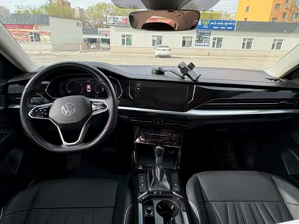 Volkswagen Passat — фото 5