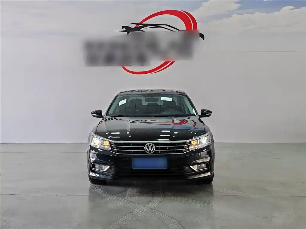 Volkswagen Passat — фото 3