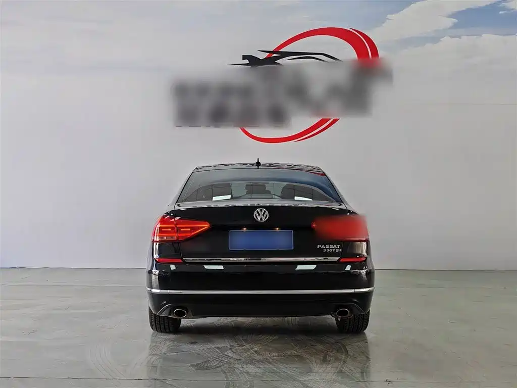 Volkswagen Passat — фото 7