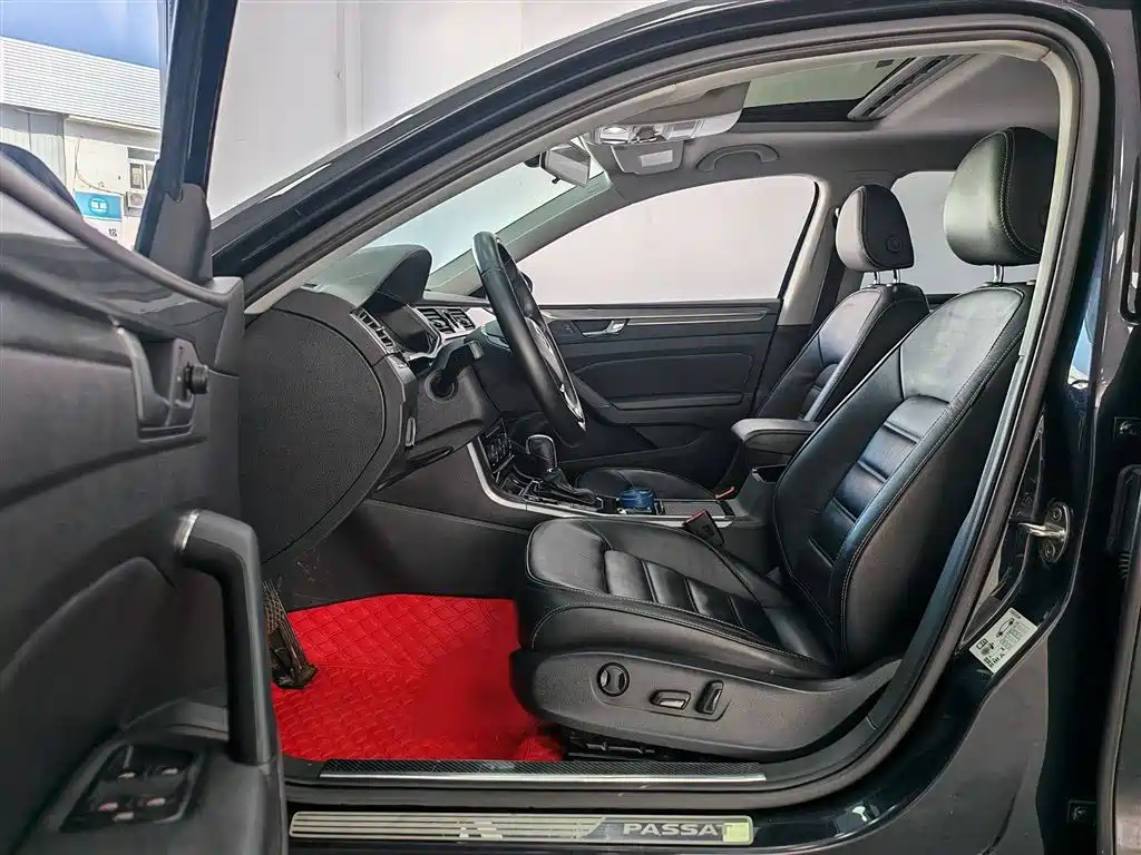 Volkswagen Passat — фото 10