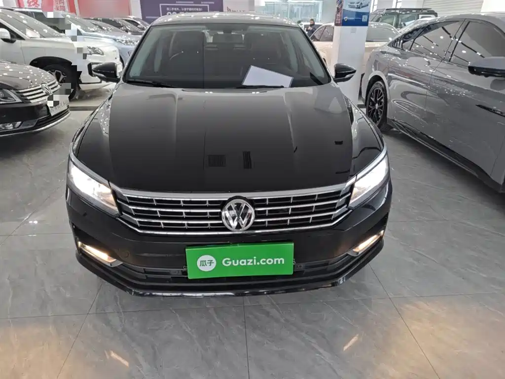 Volkswagen Passat — фото 3