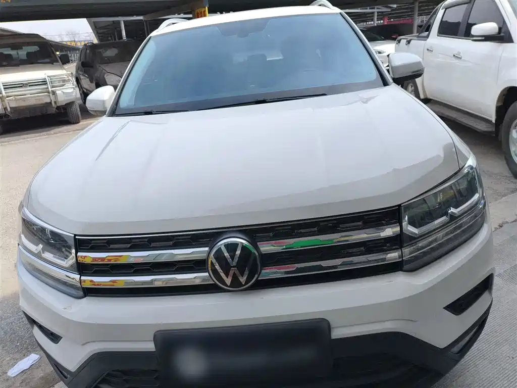 Volkswagen Tharu — фото 3