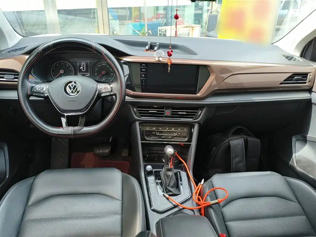 Volkswagen Tharu — фото 10