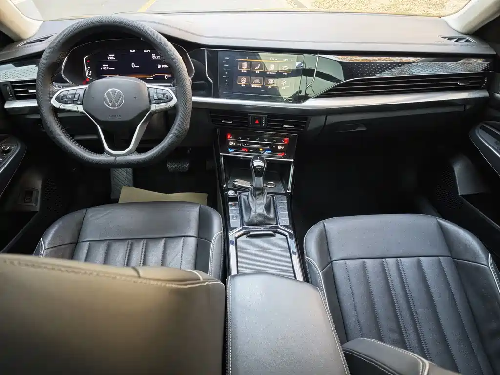 Volkswagen Passat — фото 6