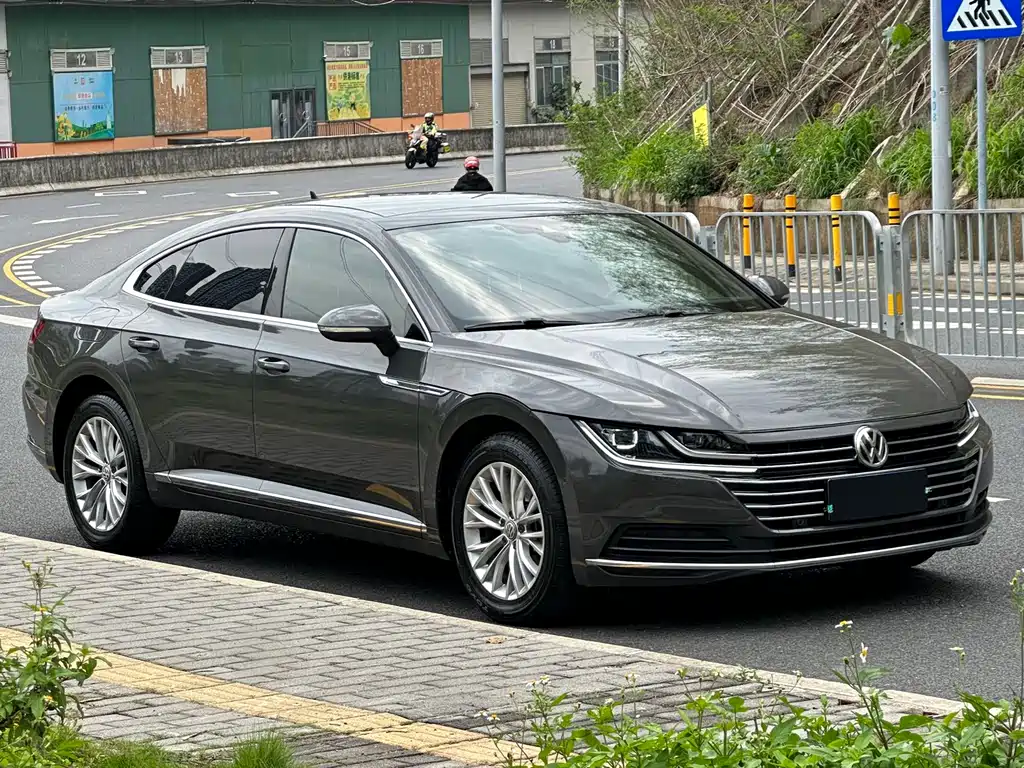 Volkswagen CC — фото 3