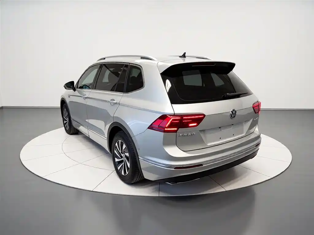 Volkswagen Tiguan L New Energy — фото 5
