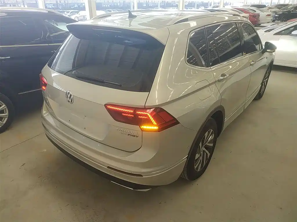 Volkswagen Tiguan L New Energy — фото 7