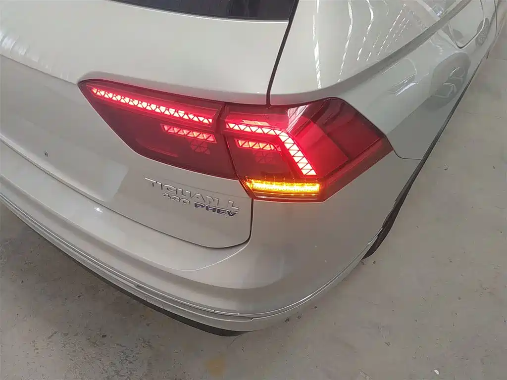 Volkswagen Tiguan L New Energy — фото 8