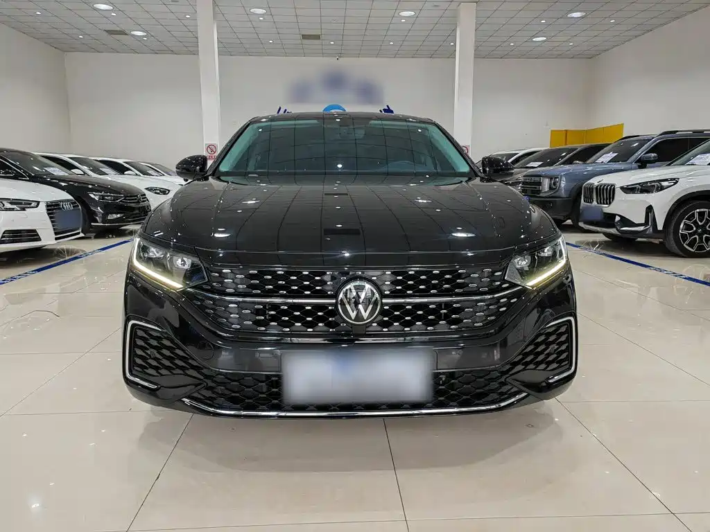 Volkswagen Passat — фото 3