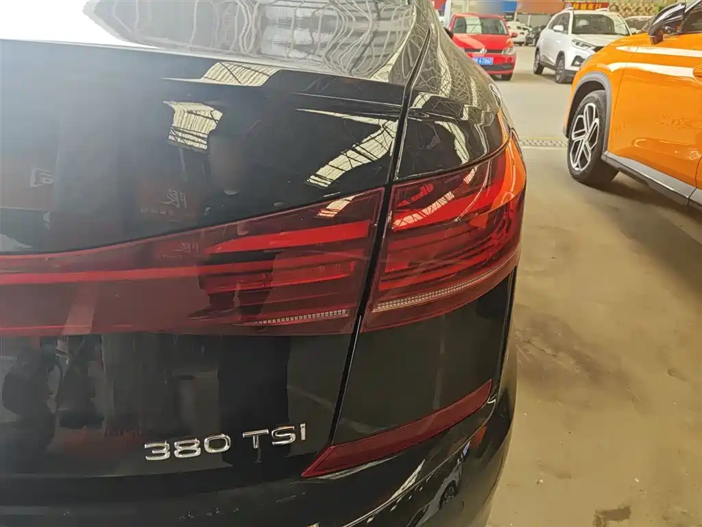 Volkswagen Passat — фото 8