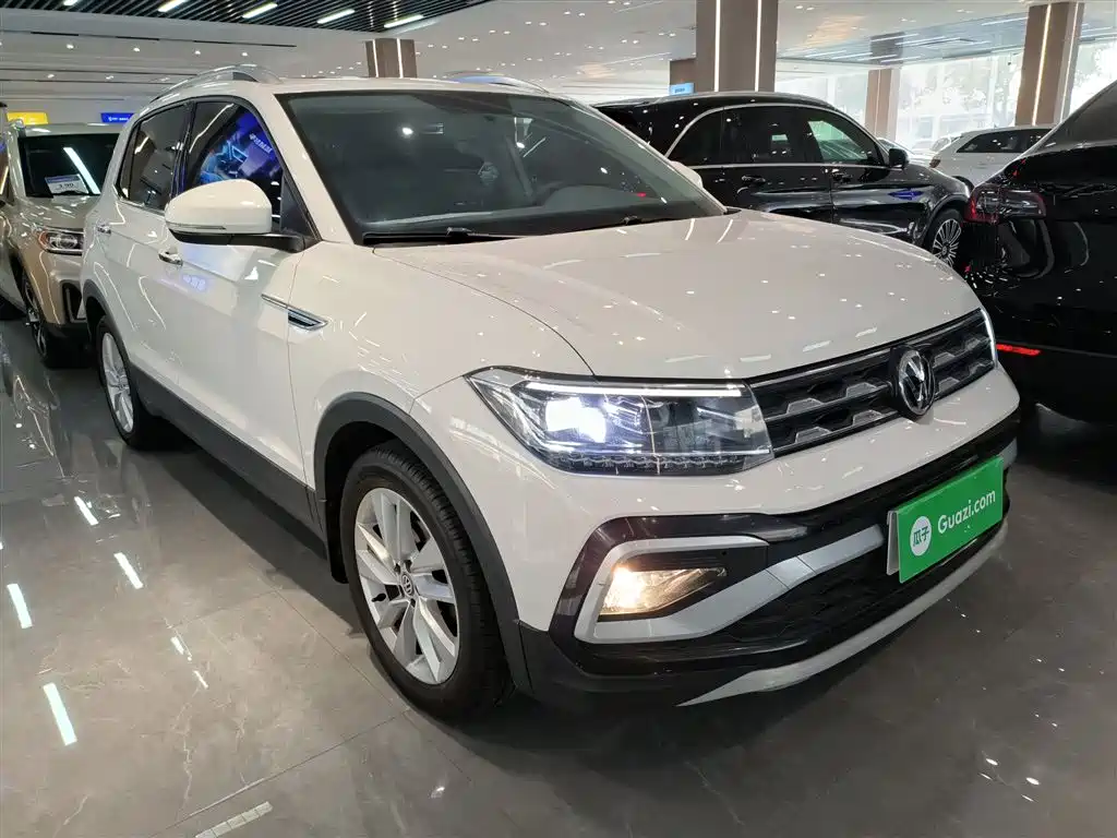 Volkswagen T-Cross — фото 22