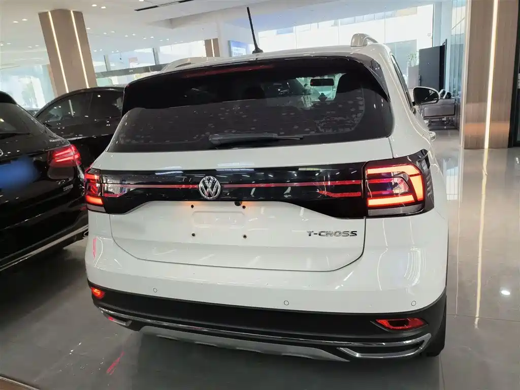 Volkswagen T-Cross — фото 4