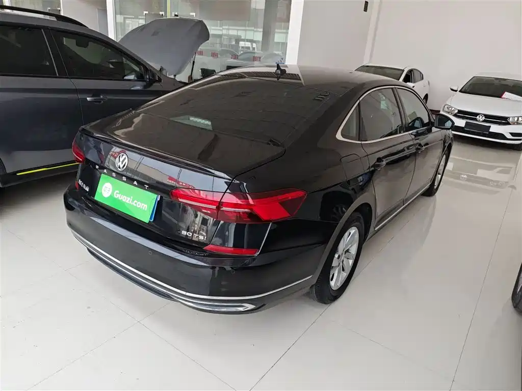 Volkswagen Passat — фото 5