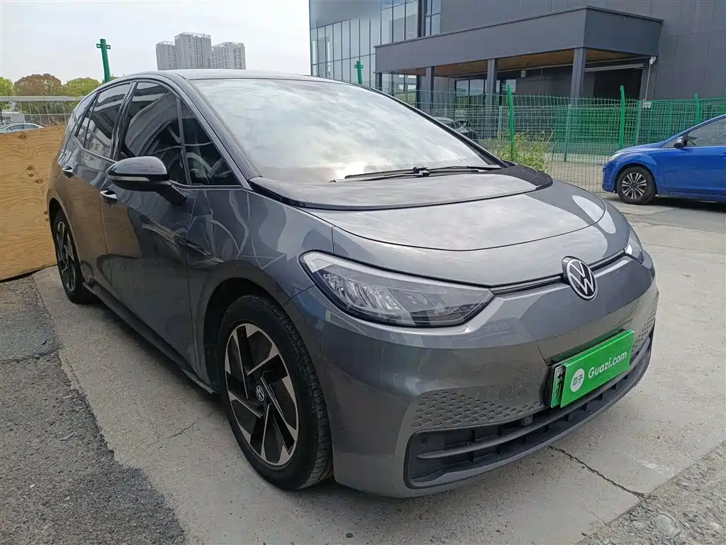 Volkswagen ID.3 — фото 22