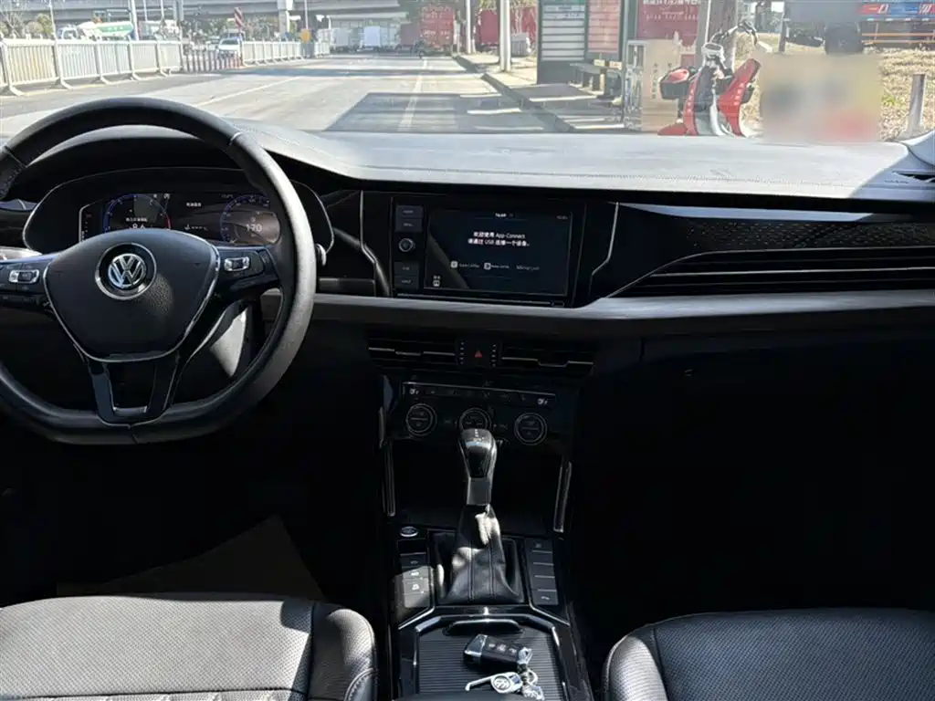 Volkswagen Passat — фото 14