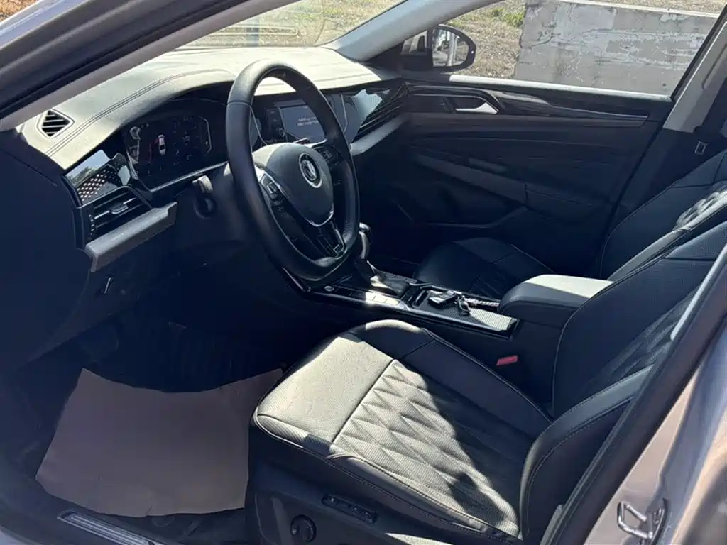 Volkswagen Passat — фото 7