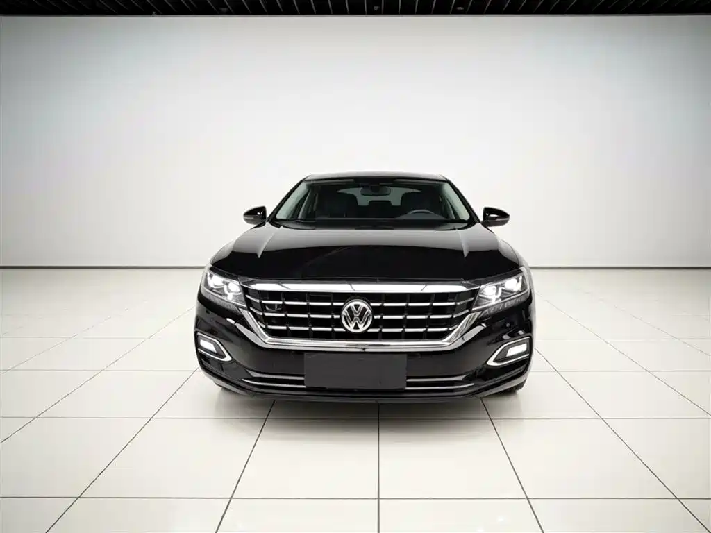 Volkswagen Passat — фото 3