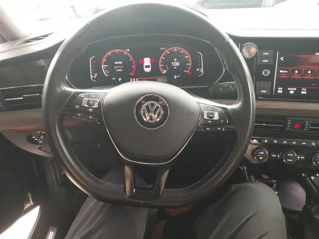 Volkswagen Passat — фото 7