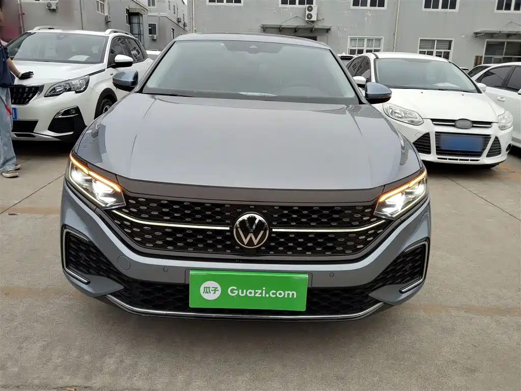 Volkswagen Passat — фото 3