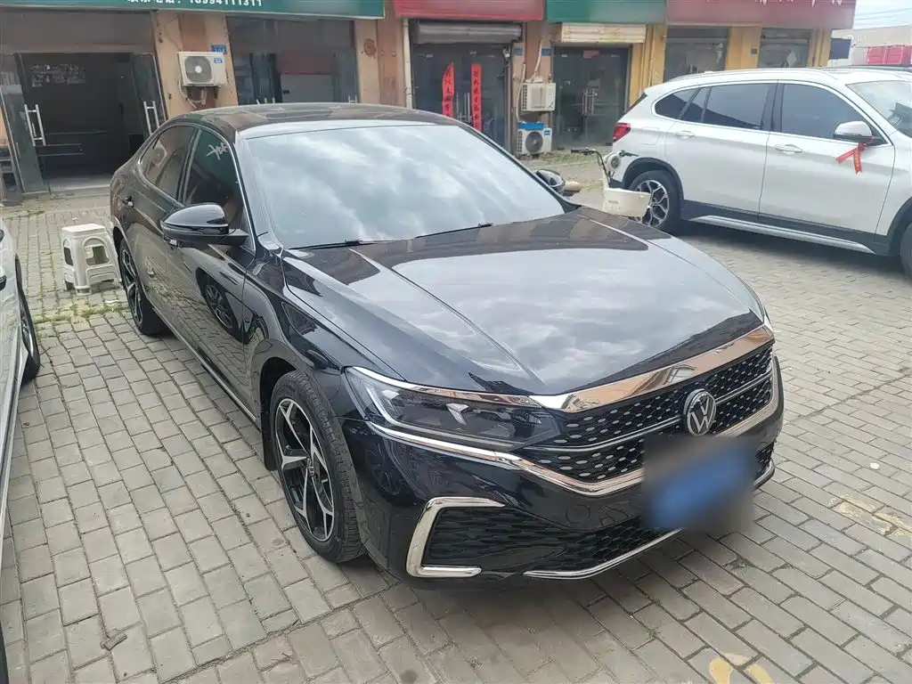 Volkswagen Passat — фото 4
