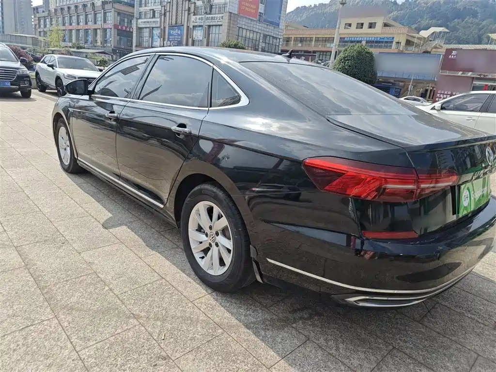 Volkswagen Passat New Energy — фото 23
