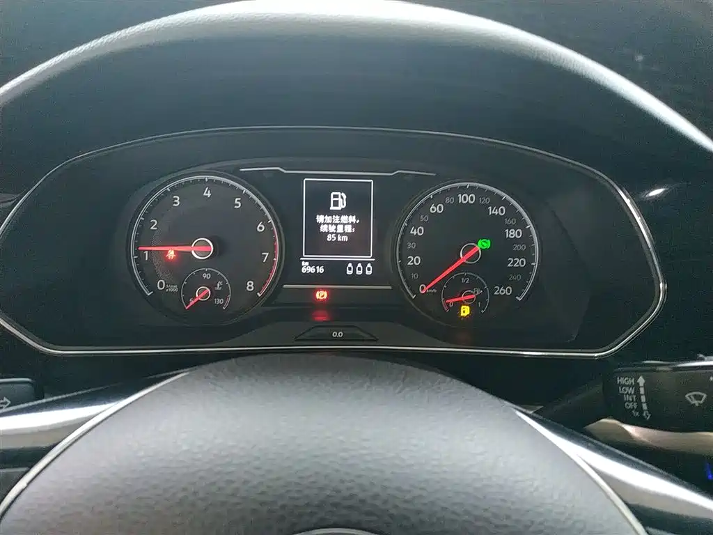 Volkswagen Passat — фото 8