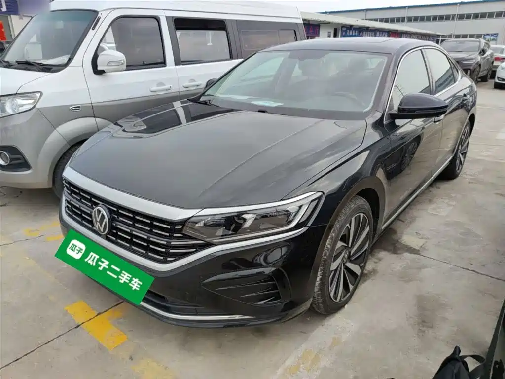 Volkswagen Passat — фото 2