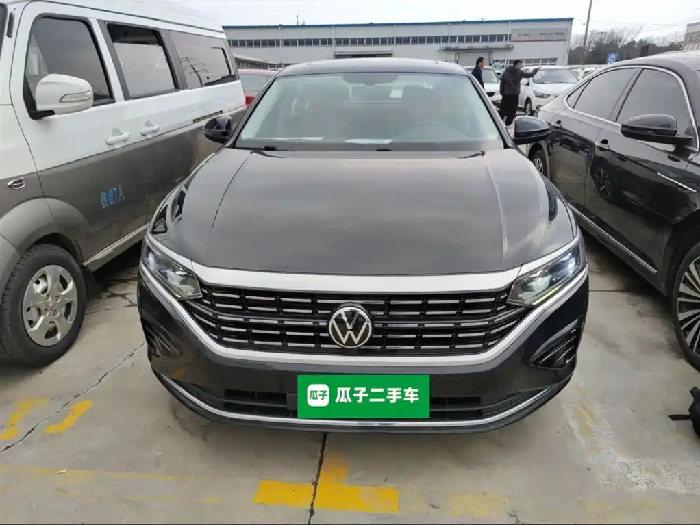 Volkswagen Passat — фото 3