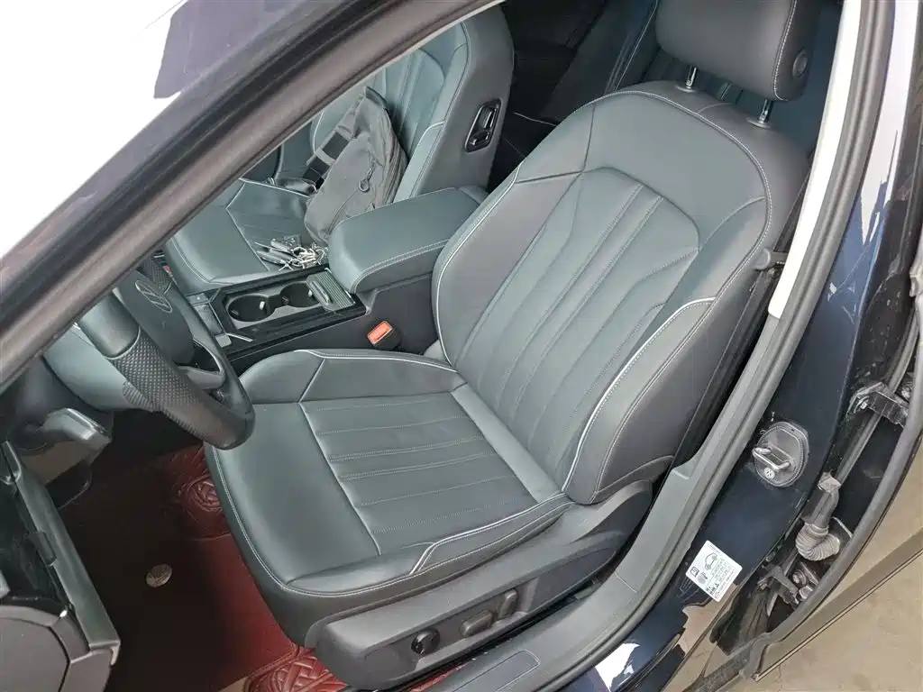 Volkswagen Passat — фото 15