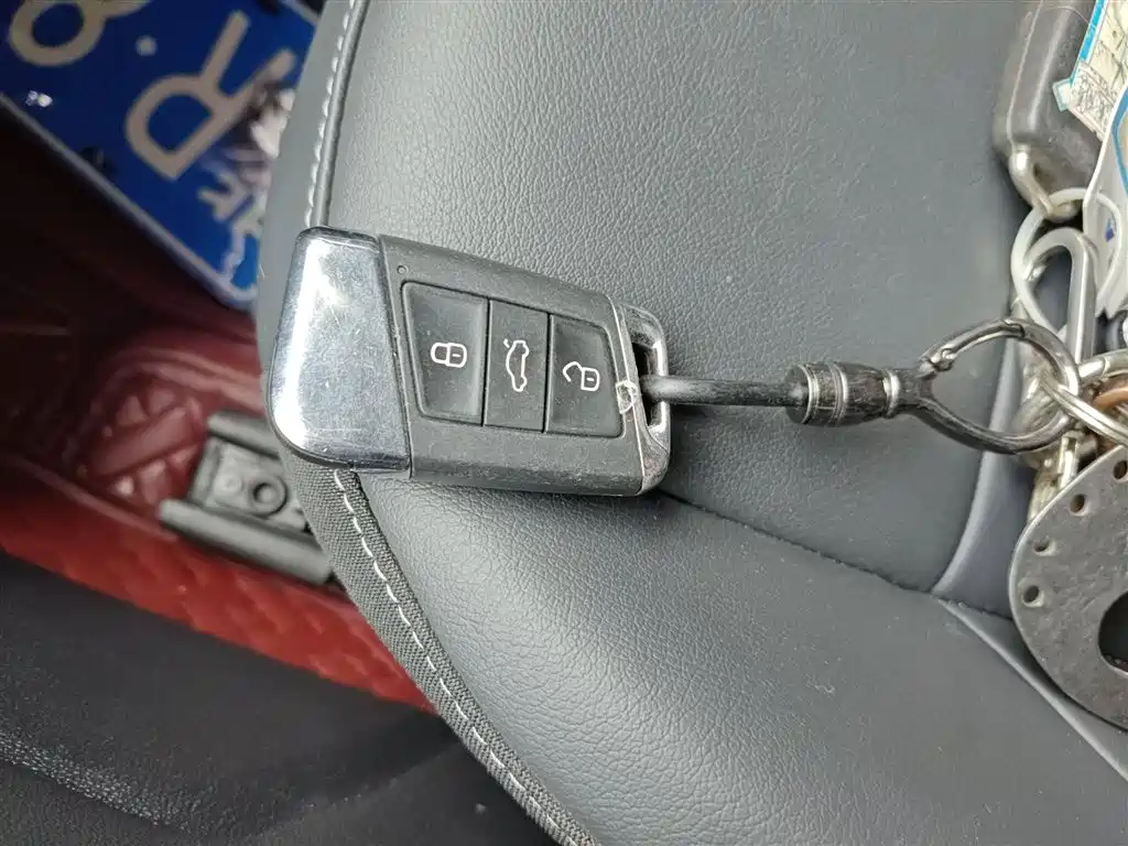 Volkswagen Passat — фото 9