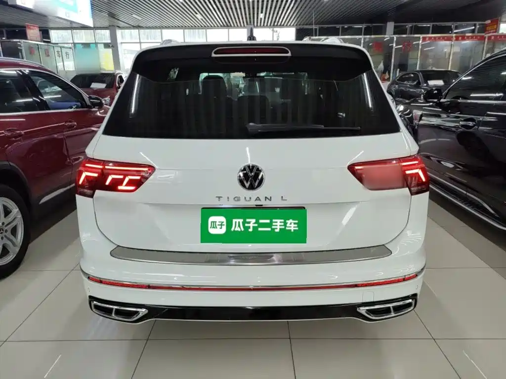 Volkswagen Tiguan L — фото 4