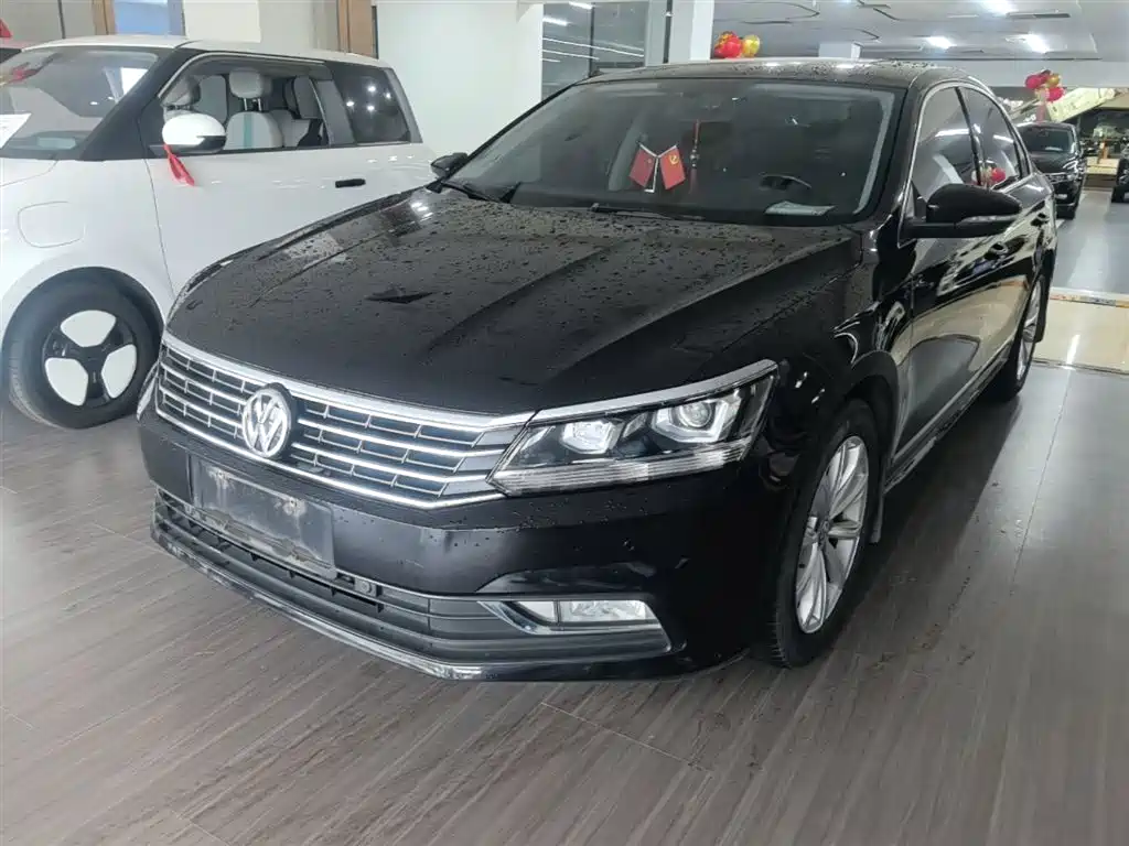 Volkswagen Passat — фото 2