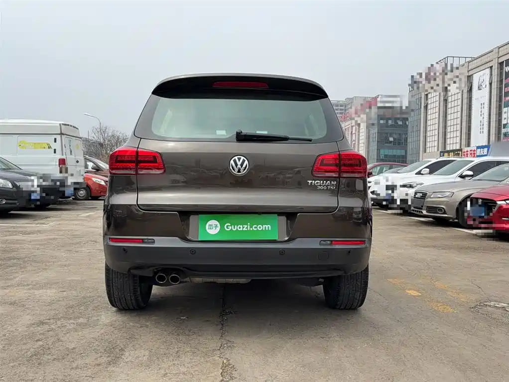 Volkswagen Tiguan — фото 4