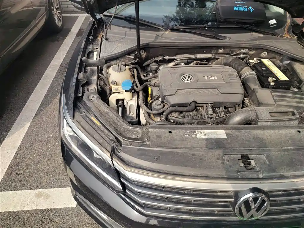 Volkswagen Passat — фото 21
