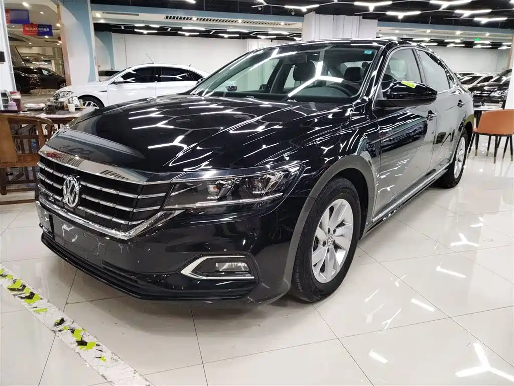 Volkswagen Passat — фото 2