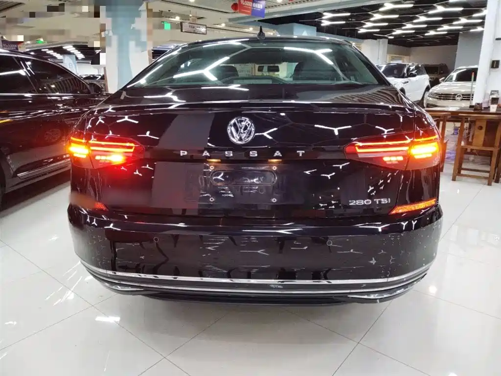 Volkswagen Passat — фото 4