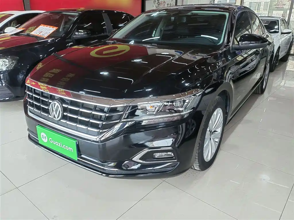 Volkswagen Passat — фото 2