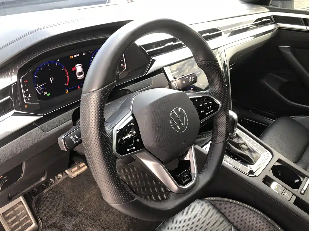 Volkswagen CC — фото 18