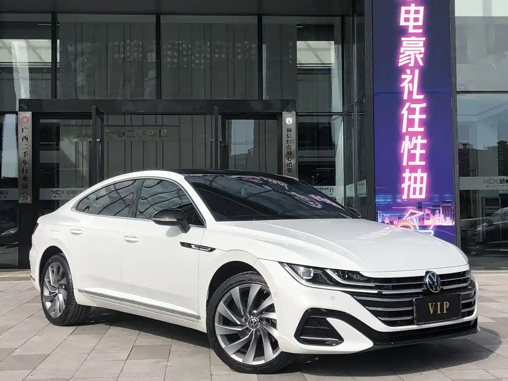 Volkswagen CC — фото 3