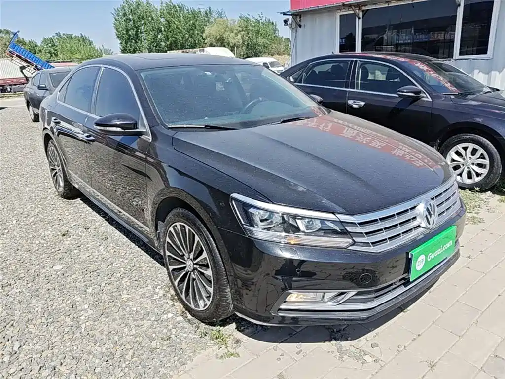 Volkswagen Passat — фото 4