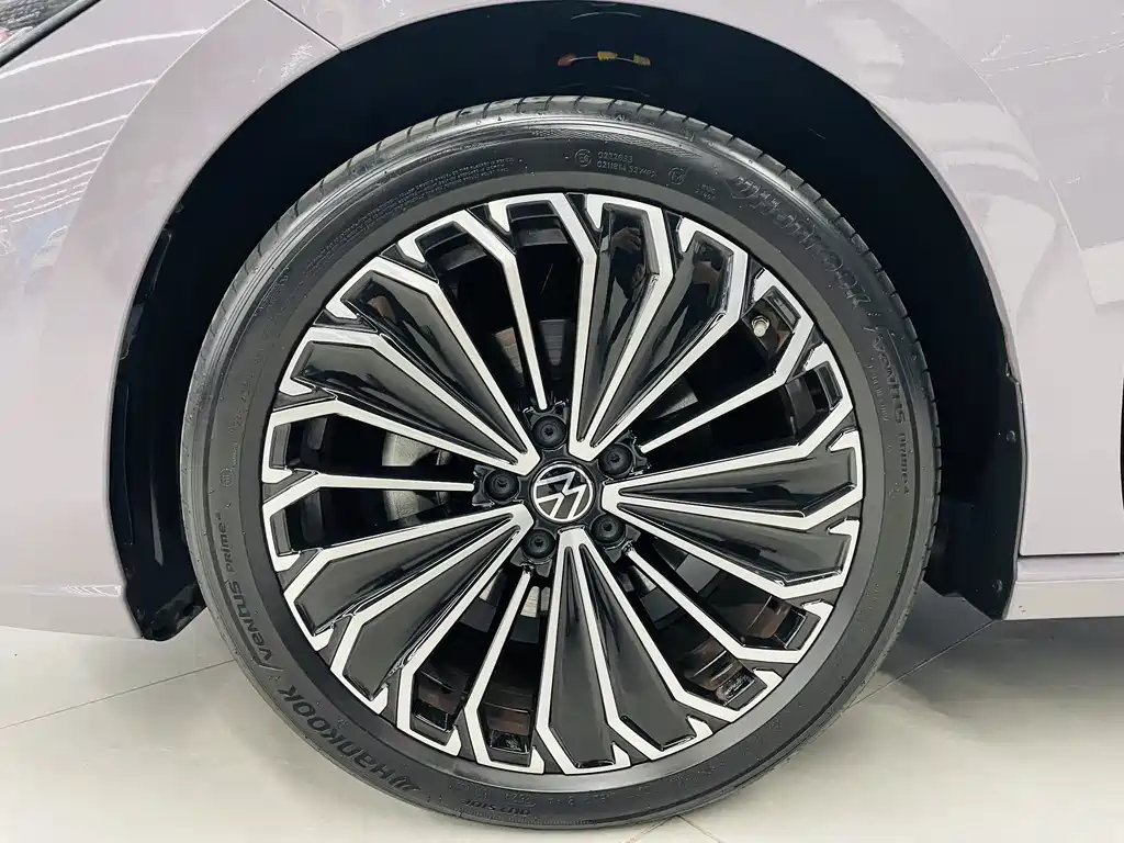 Volkswagen Passat — фото 3