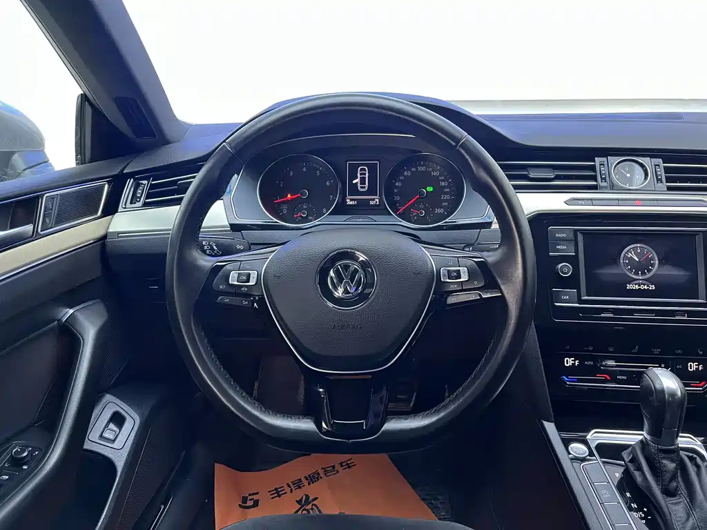Volkswagen CC — фото 10